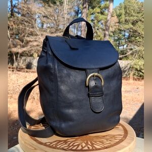 Vintage 90's Coach Navy Blue Glove Tanned Leather Soho Backsac #4134